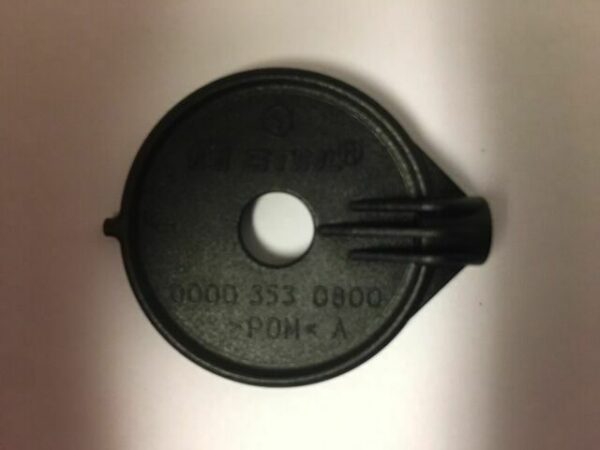 Filler cap retainer
