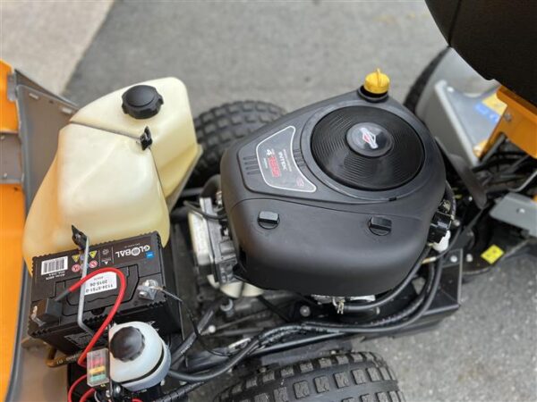 Used Stiga Park 520P Outfront ride on Mower c/w 100cm Deck