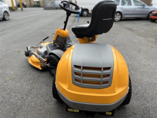 Used Stiga Park 520P Outfront ride on Mower c/w 100cm Deck