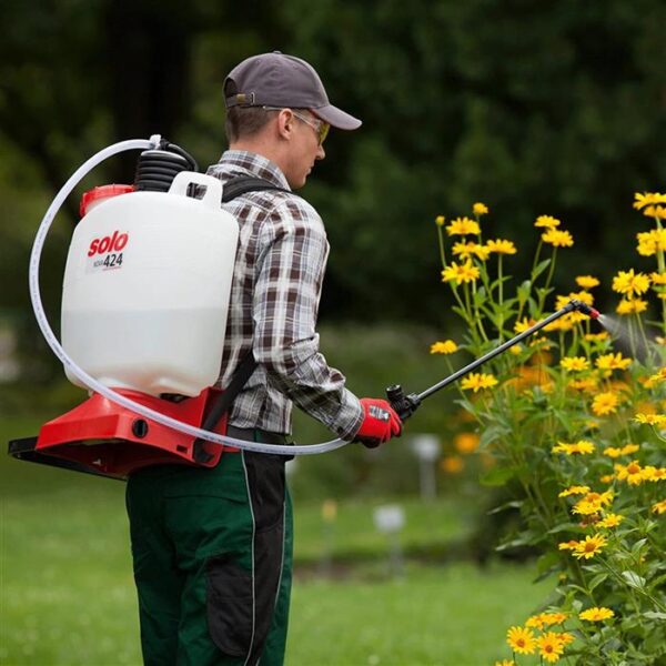 Solo 424 Classic 16L Backpack Sprayer - Image 2