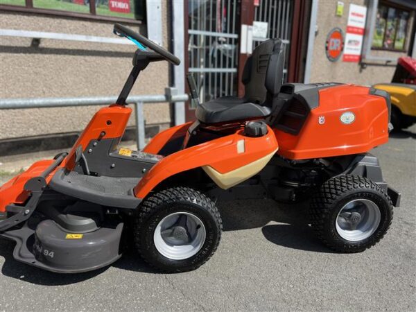 Used Husqvarna R216 Outfront Mulch Mower with Combi 94cm Deck