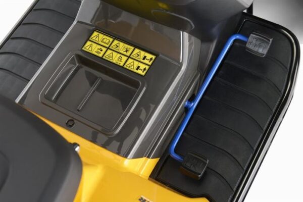 Stiga Estate 584e Battery Powered Ride On Mower - Image 6