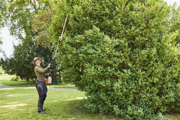 Stihl HLA 135 Cordless Hedgetrimmer - Image 3