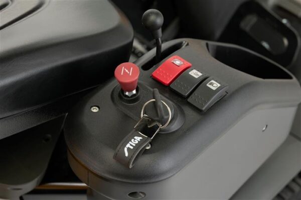Stiga Park 700 WX Outfront Mower - Image 2