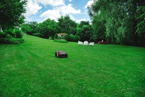 Stiga A7500 RTK Robotic Mower - Image 3