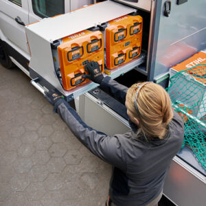 Stihl AL 301-4 High-speed charger