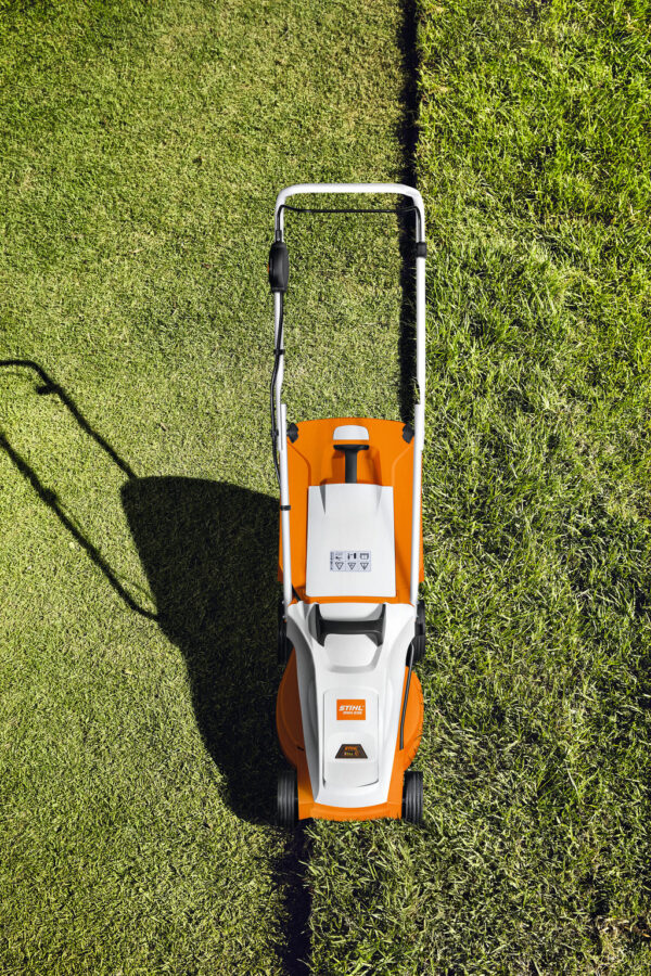 Stihl RMA 235 Lawn Mower KIT (AK20 & AL101) - Image 2