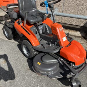 Used Husqvarna R318 with 112cm Deck