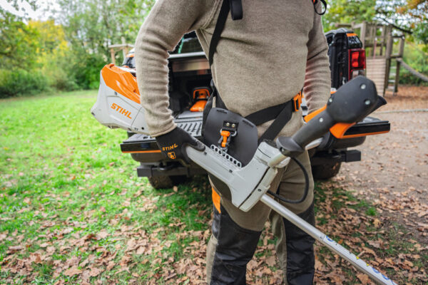 Stihl FSA 200 Cordless Brushcutter - Image 2